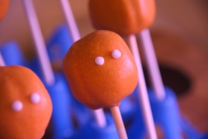 pumpkin-cake-pops-061-300x200