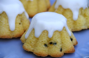 Coconut and Passionfruit Cakes Coconut and Passionfruit Cakes