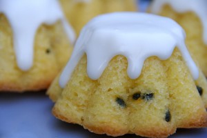 Coconut and Passionfruit Cakes Coconut and Passionfruit Cakes