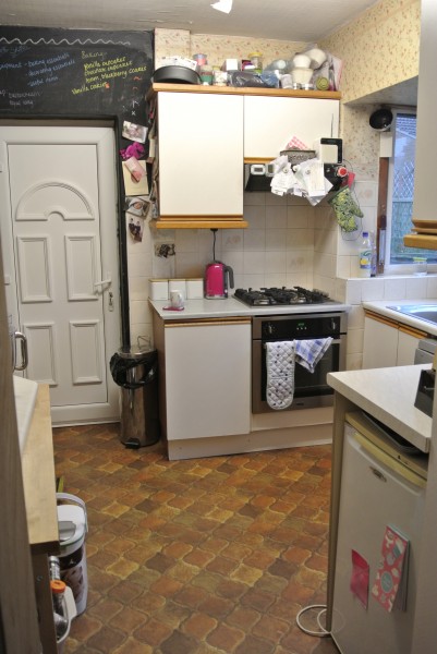 Kitchen 001