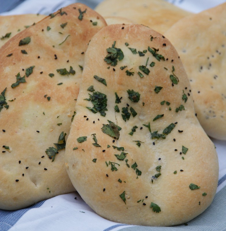 Naan Bread Plain plus Garlic & Coriander Baking, Recipes and