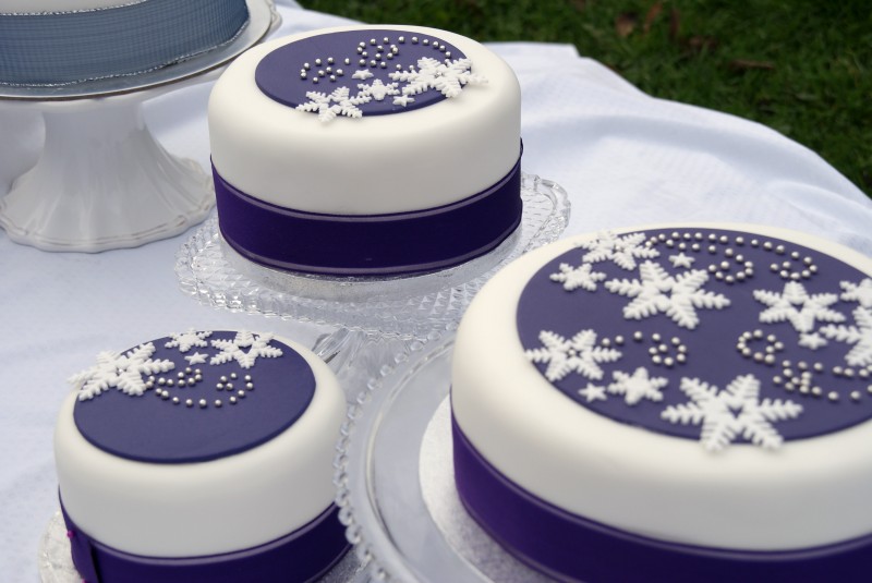 Purple & Snowflakes Christmas Cake Baking, Recipes and ...