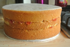 Vanilla Layer Celebration Cake 033