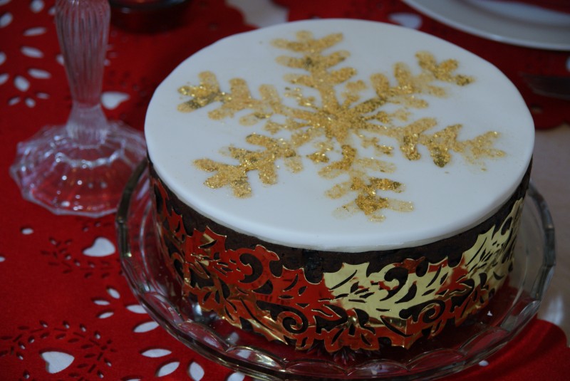 Day 4 – Chocolate Christmas Cake | Baking, Recipes and Tutorials - The