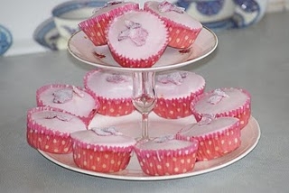 Rosie Fairycakes with Crystallised Rose Petals